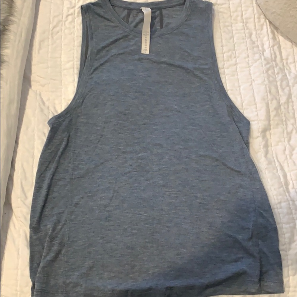 Lululemon workout tank top size 2